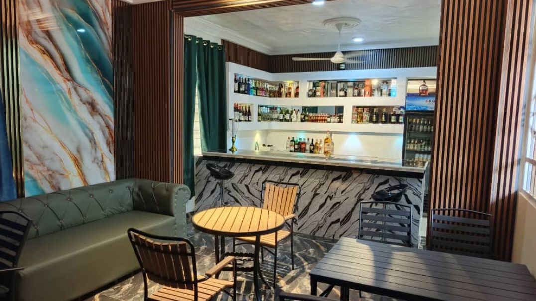 Davido - FEEL (Official Video) - DavidoVEVO (720p, h264)